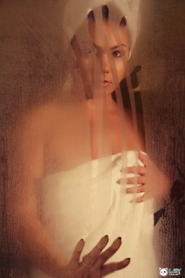 lex nai two towels