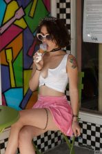 zishy gigi matthews sweet upskirt spot 6