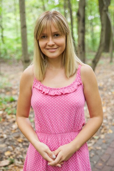 Cute Ukrainian woman Bogdana 08
