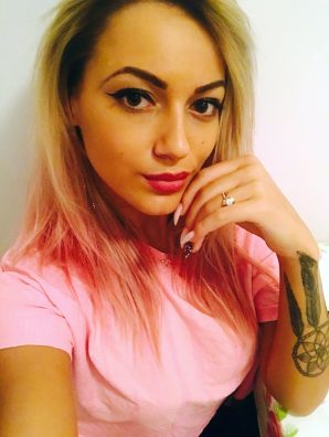 FoxxyClarise Cam Girl 18
