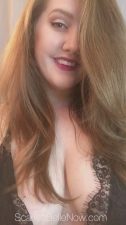 ScarlettBelle Busty Cam Girl 11