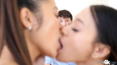 TinyChristmasThreesome T4K 06